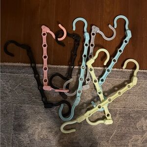 Space saver Multi-Position Hanging Organizer Hooks - Pastel Assorted